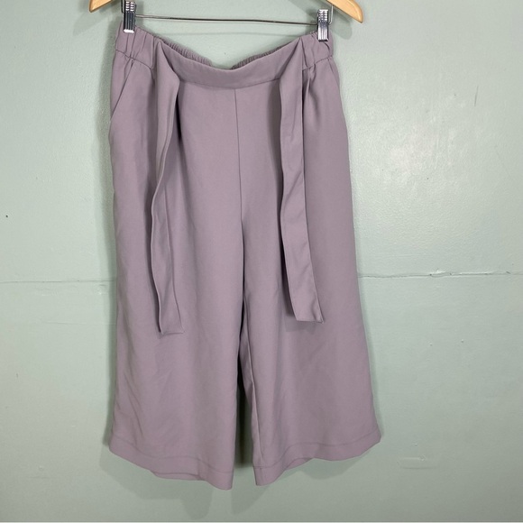 Lululemon Noir Crop Purple Pants Stretch Sz 4 W6AYAS‎ - Picture 1 of 8